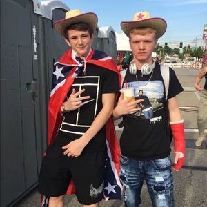 Meet your Posher, Kade